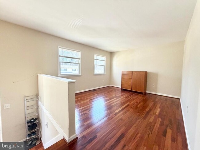 Photo - 13612 Lindendale Rd