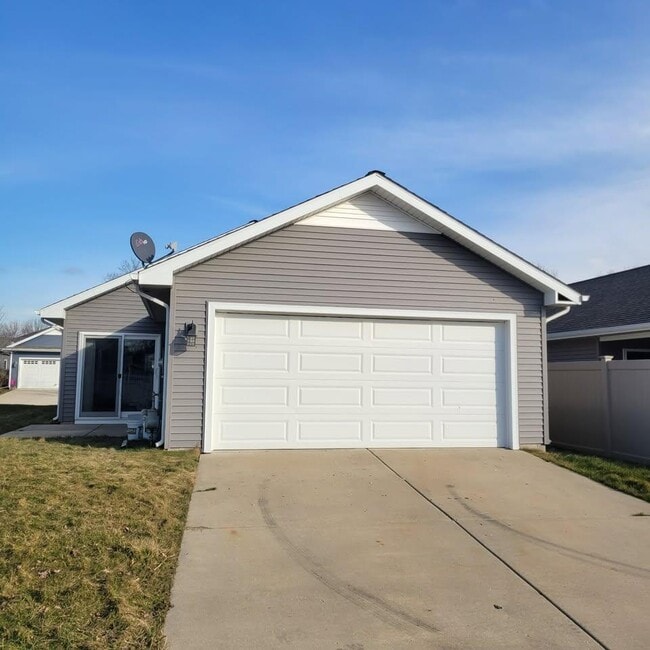 Photo - 3807 Windslow Dr