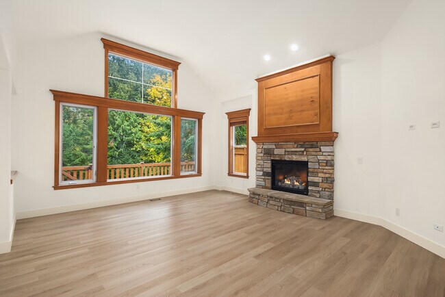 Photo - 2416 35th Ave NE