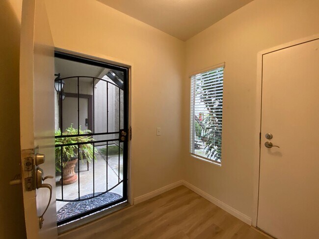 Photo - Spacious 2 Bedroom/ 2 Bath in the Highly D...