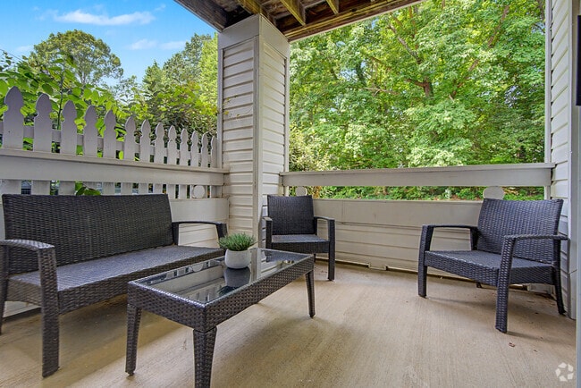 Buckingham 2BR, 2BA -1099SF - Balcony