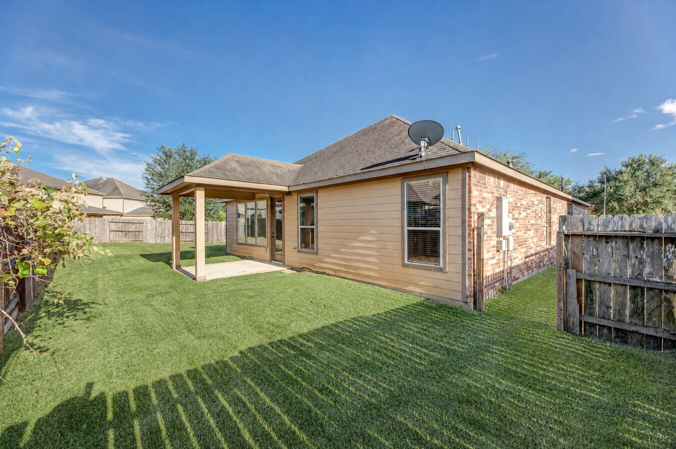 Photo - 26306 Julia Manor Dr