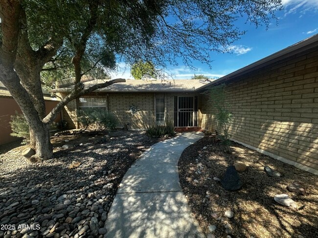 Photo - 1536 W Glenn Dr