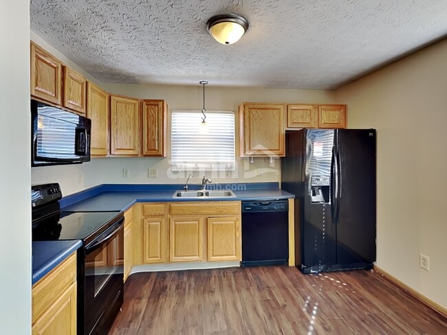 Photo - 514 Hannifin Dr