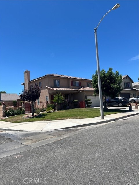 Photo - 13991 Silver Creek Way