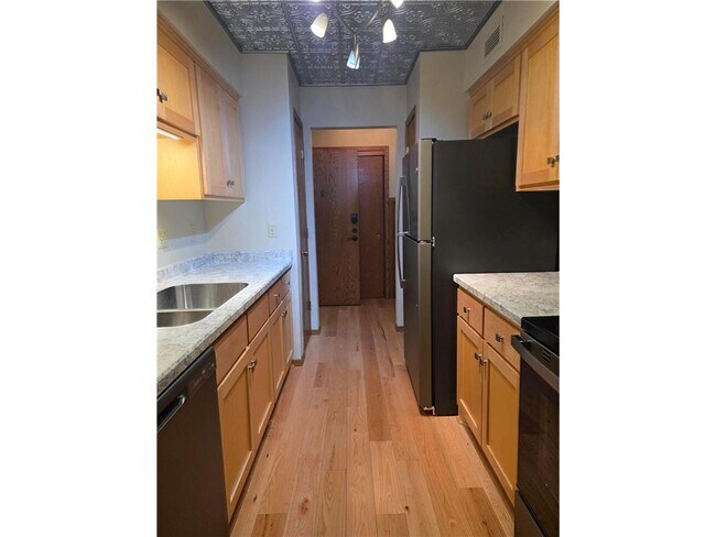Photo - 2210 Midland Grove Rd Unidad 310