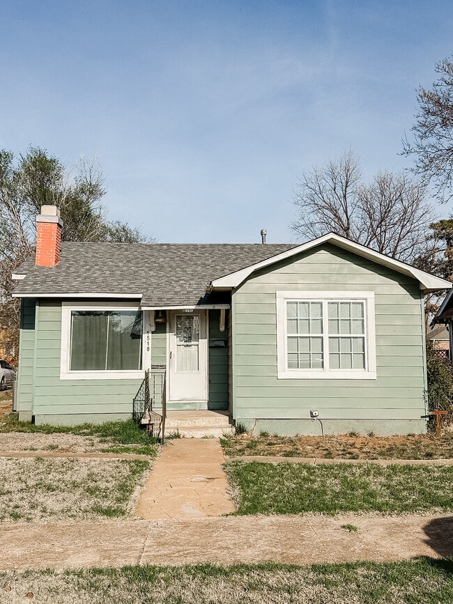 Building Photo - 1518 N Lee St