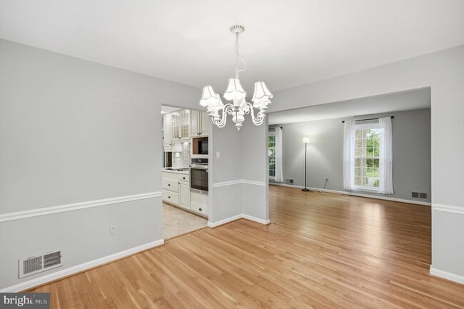 Photo - 809 Woodley Dr
