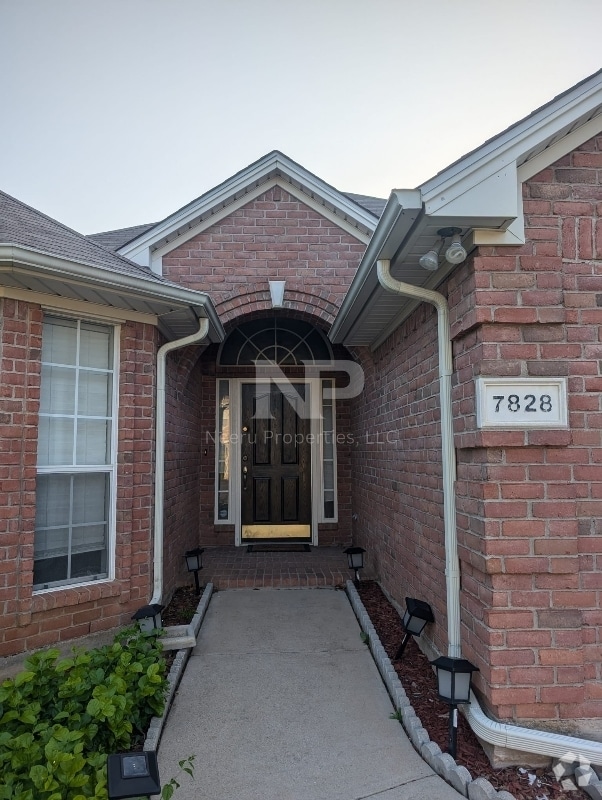 Building Photo - 7828 Blossom Dr Rental