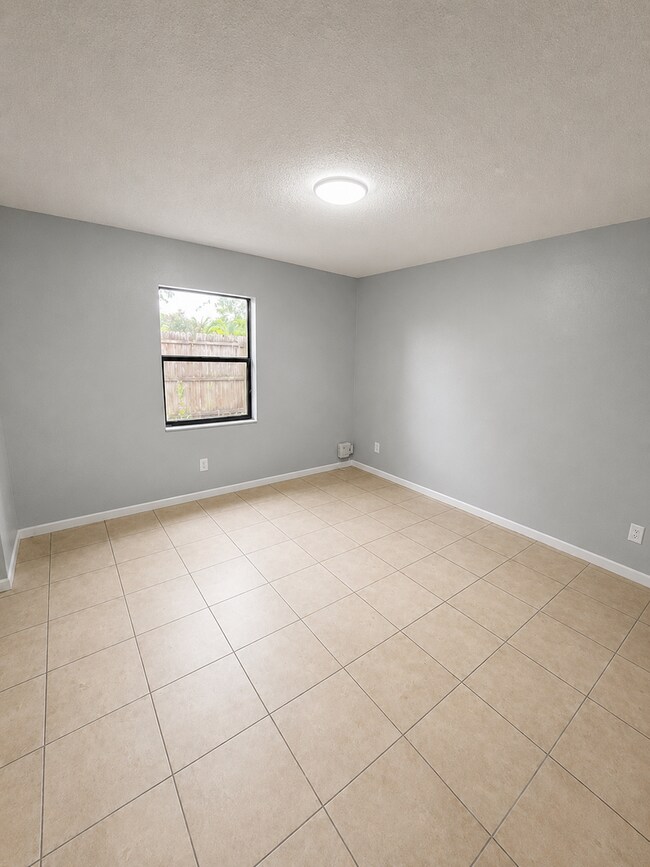 38214 7th Ave Unit 38214 7th Ave