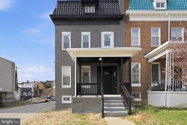 Photo - 2816 Rockrose Ave