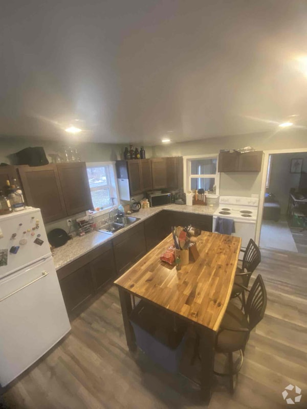 Building Photo - 5195 Lavaque Rd Rental
