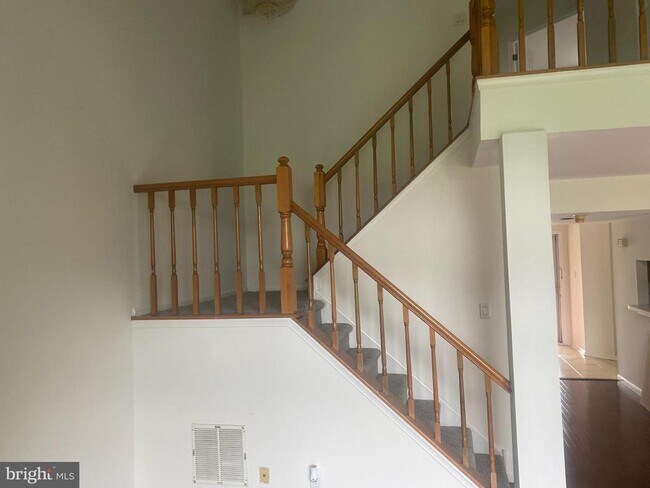 Photo - 113 N Park Rd