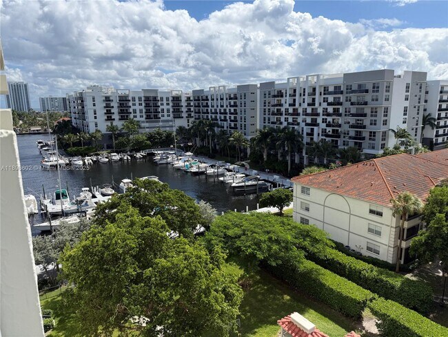Photo - 3200 Port Royale Dr N Unit 803