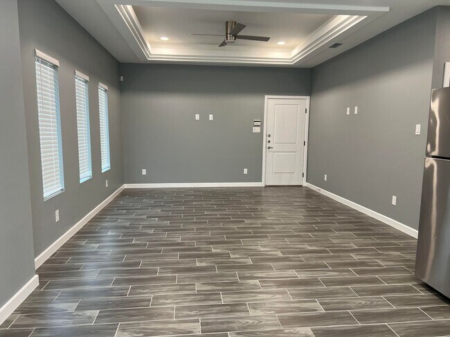 Photo - 3104 W Driftwood St