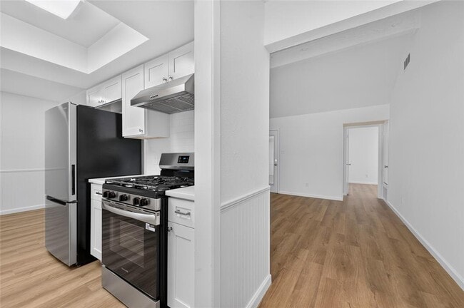 Photo - 503 Lakeway Dr
