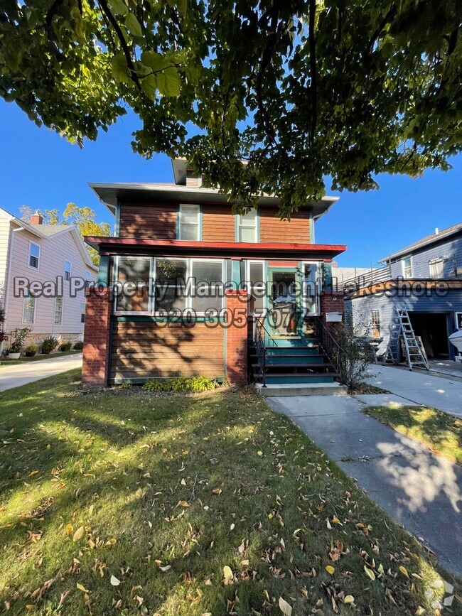 Building Photo - Fully Furnished House - Six or Twelve Mont...