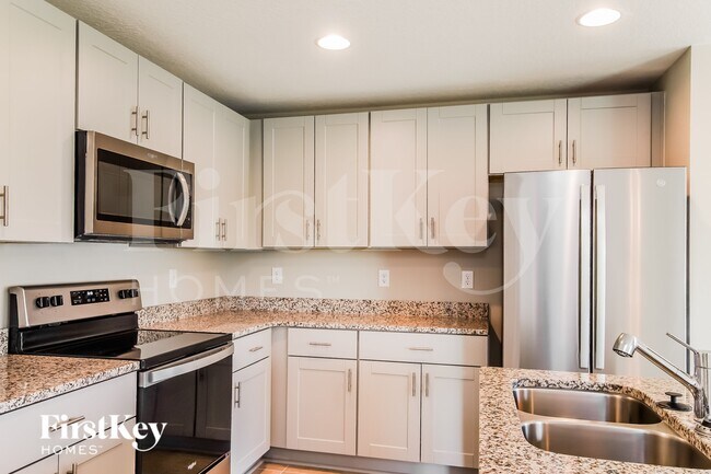 Photo - 646 Lindbergh Wy