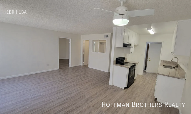 5461 Kester Ave. Sherman Oaks, CA 91411 - 5461 Kester Ave. Sherman Oaks, CA 91411 Apartment Unit 210