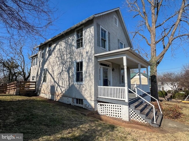 Photo - 314 West St