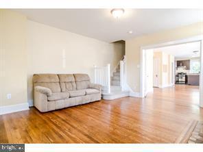 Photo - 476 Lyceum Ave