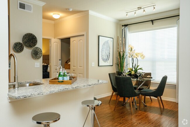 Photo - 7970 Grand