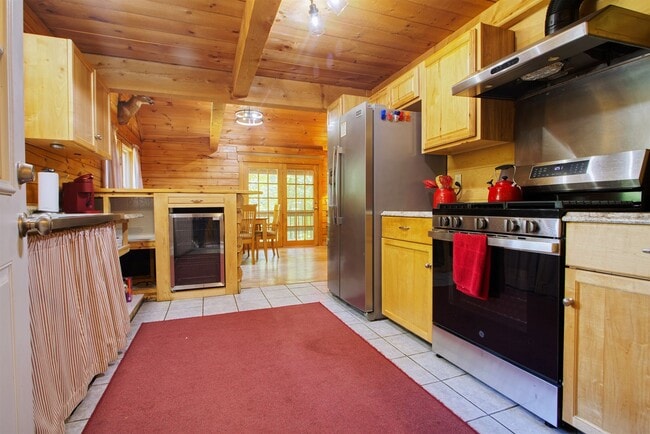 5 Stewart Dr
