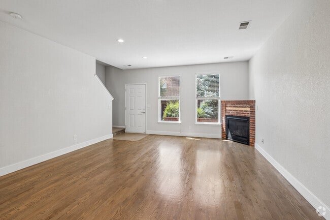 3BR, 2.5BA - 1,280SF - Living Room