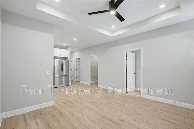 1019 W 35th St Unit B