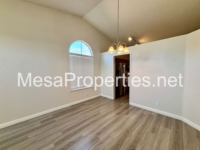 Photo - 2816 W Fairview Dr