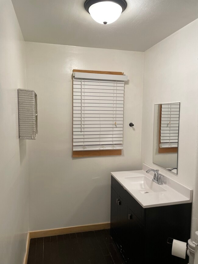 Photo - 639 S Main Ave