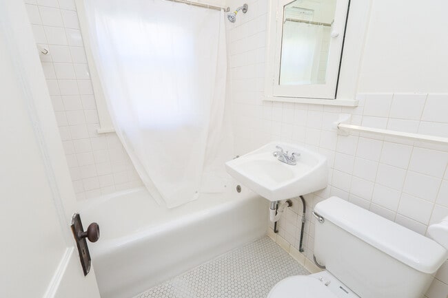 Photo - Pleasant Ave Apartments | 3521