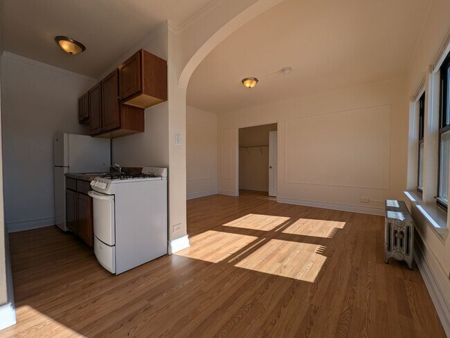 Photo - 5417 N Kenmore Ave Unit 503