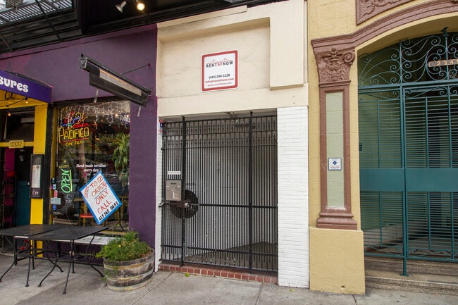 2339 Market