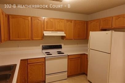 Photo - 102 Heatherbrook Ct Unit B
