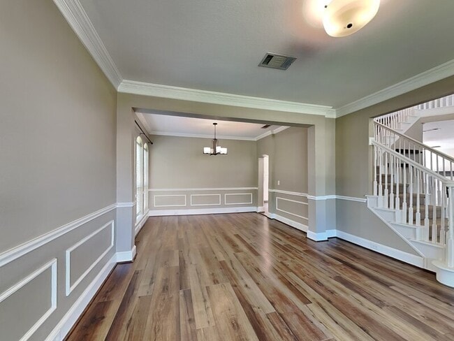 Photo - 1612 Commerce Dr