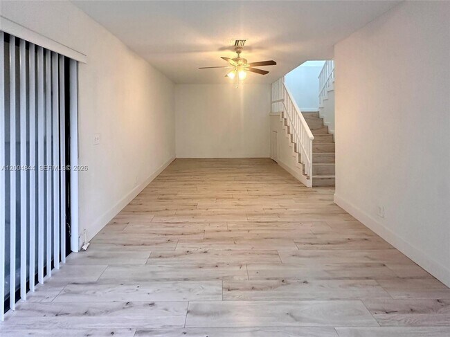 Photo - 2580 Coral Springs Dr