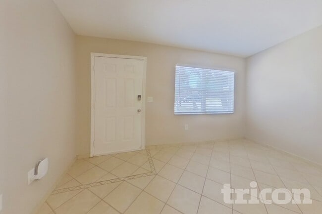 Photo - 505 22nd Terrace E