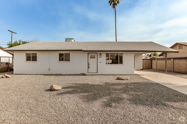 Building Photo - 1611 W 5th St Rental