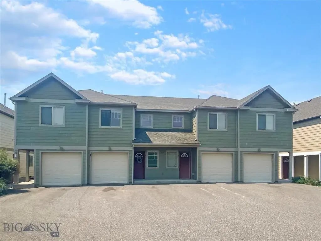 Photo - 957 Forestglen Dr