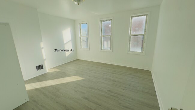 Photo - 1438 Presstman St