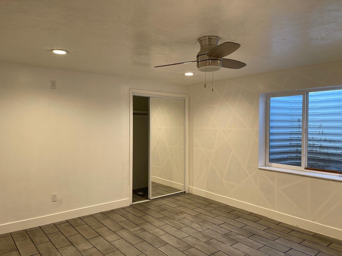 Photo - 3048 Hadwen Dr