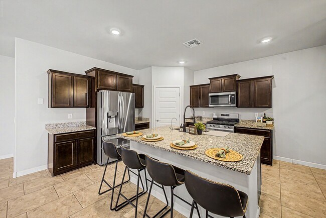 315 W Aberdeen St
