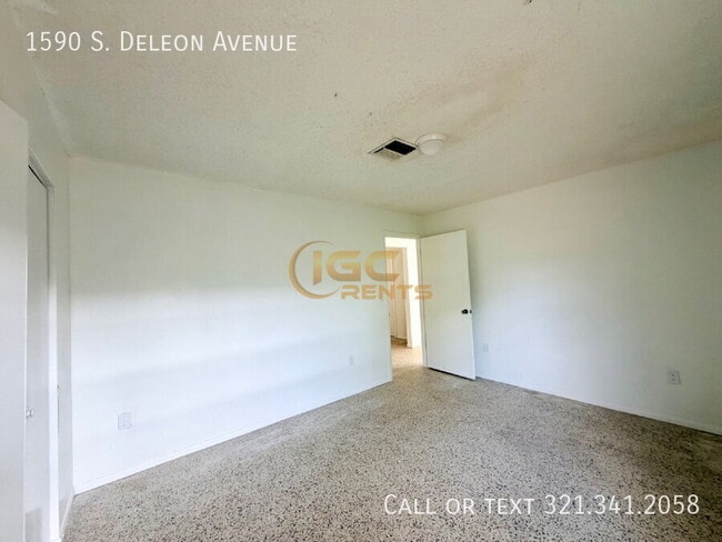 Photo - 1590 S Deleon Ave