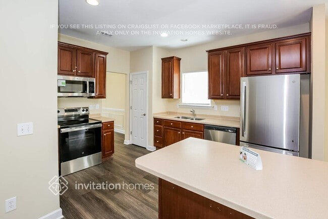 Photo - 1214 Mallory Ln