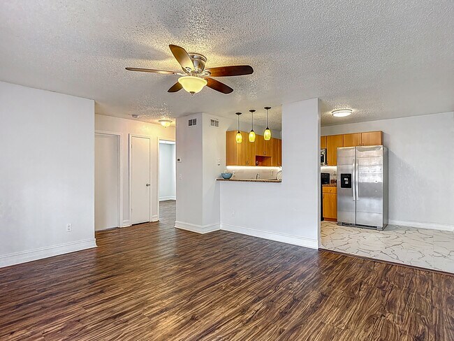 Photo - 21032 Voyager Blvd Unit 8