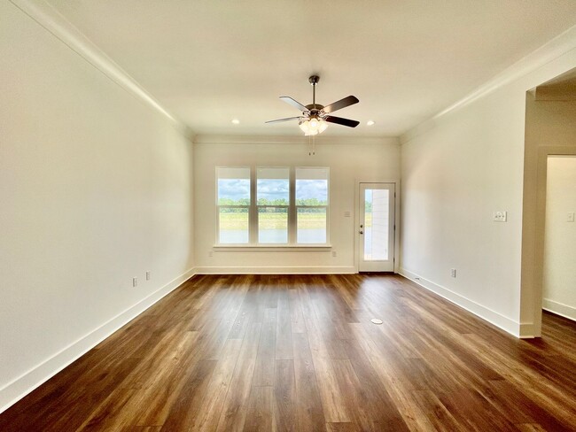 Photo - Waterfront home in River Hills Farm!