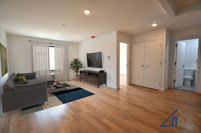 Photo - 3554 Carlisle Pl