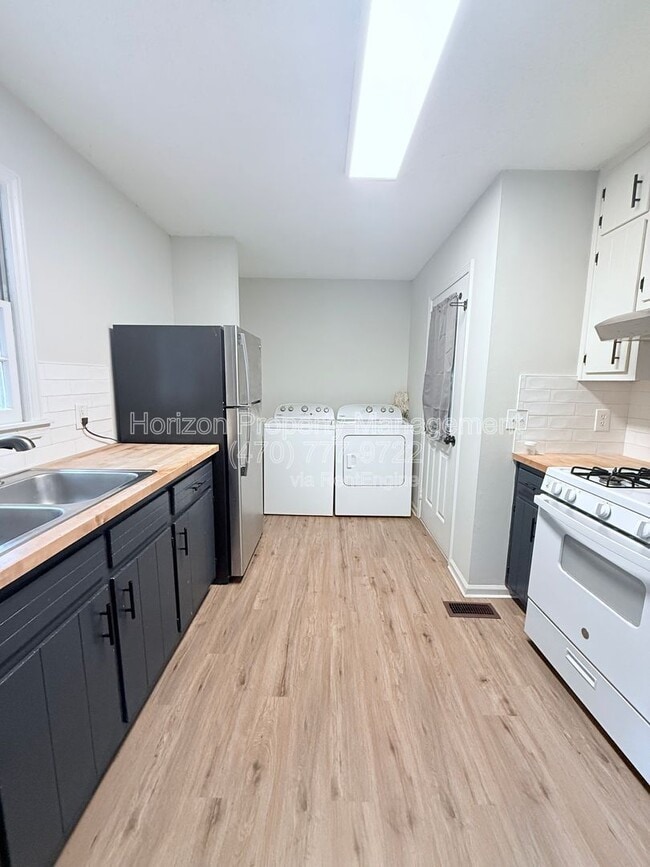 Photo - 4433 Sardis Dr