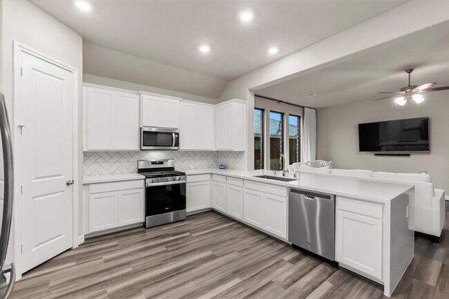 31418 Whitcombe Summit Wy
